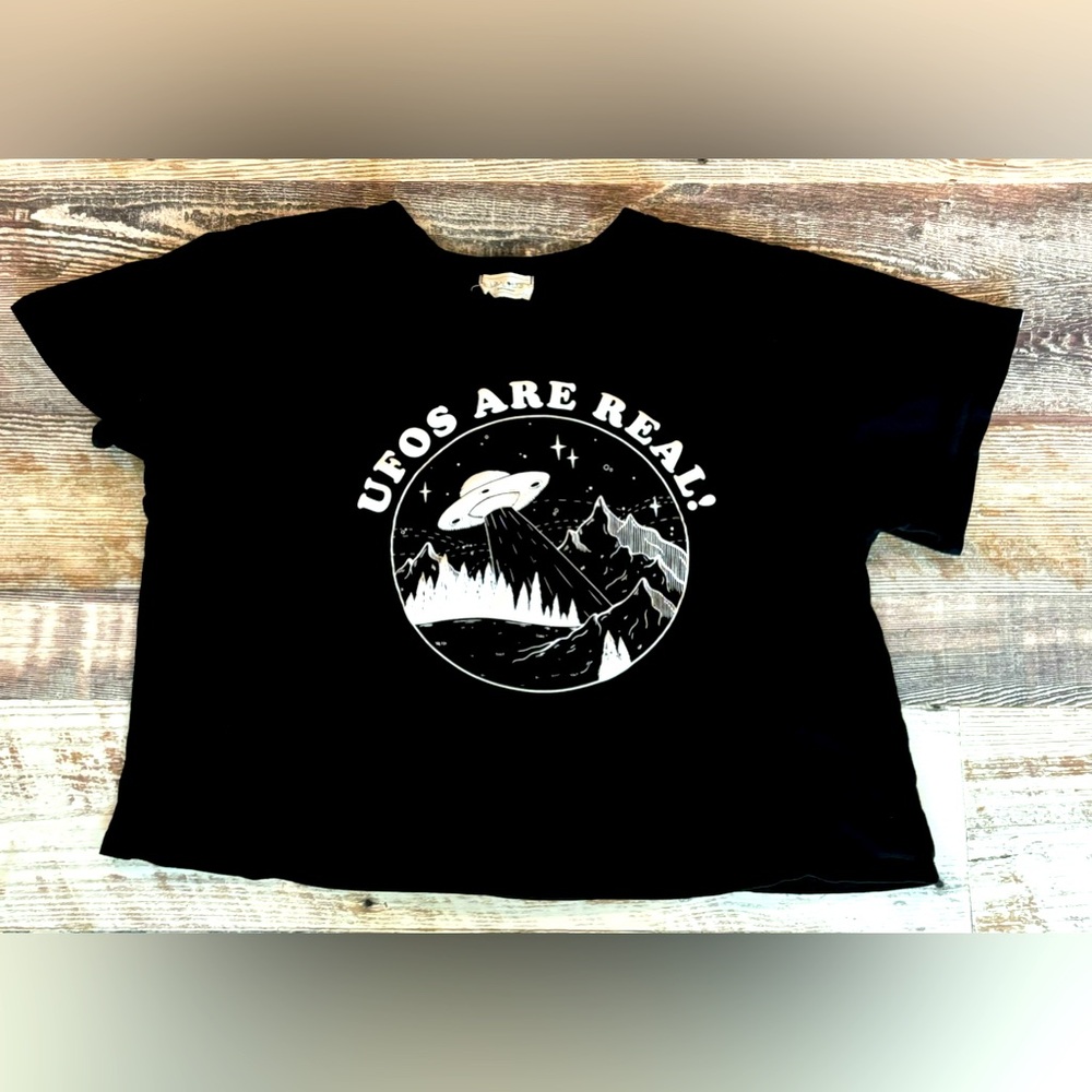 Women’s Black Crop T, UFO’s By Local Lab